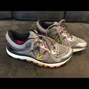 Women’s New Balance 1260v7 running shoes